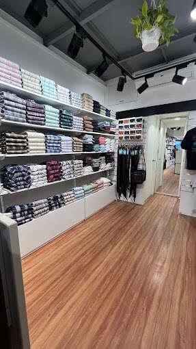 Menly besant nagar